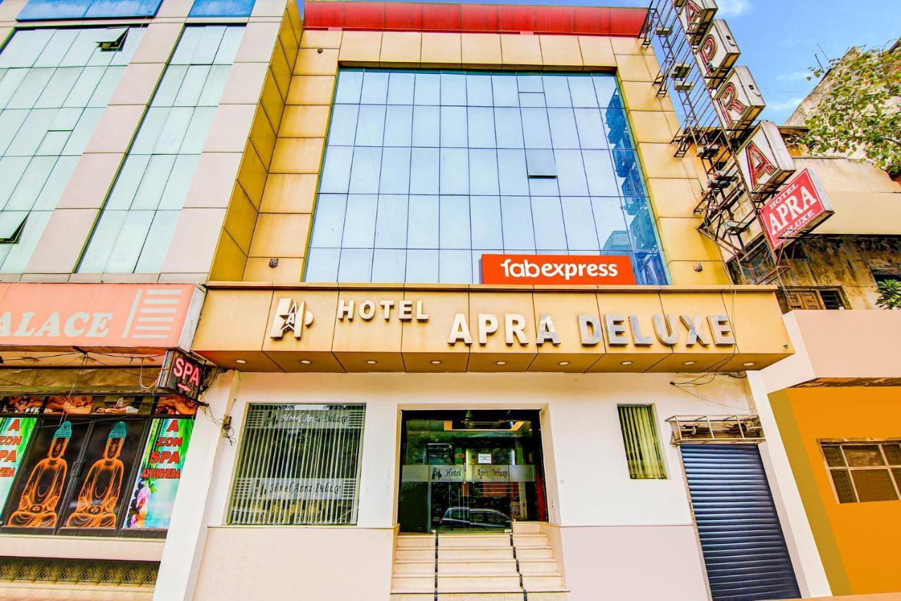 Hotel Apra Deluxe New Delhi Exterior photo